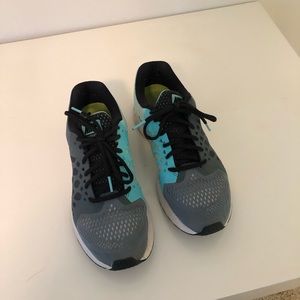 Nike running shoes size 8.5
